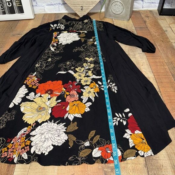 Savanna Jane Embroidered Front Floral Back Swing Mini Dress Small NWT - Picture 13 of 16